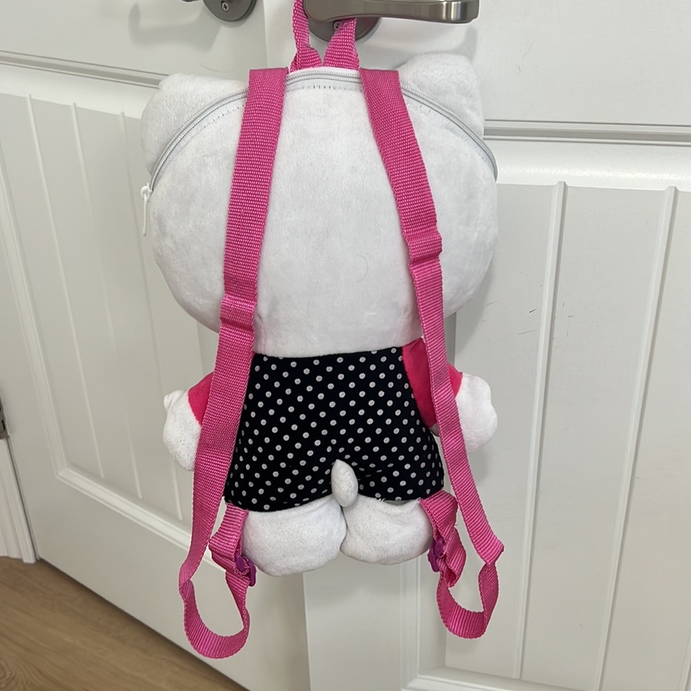 hello kitty backpack - Picture 2 of 5